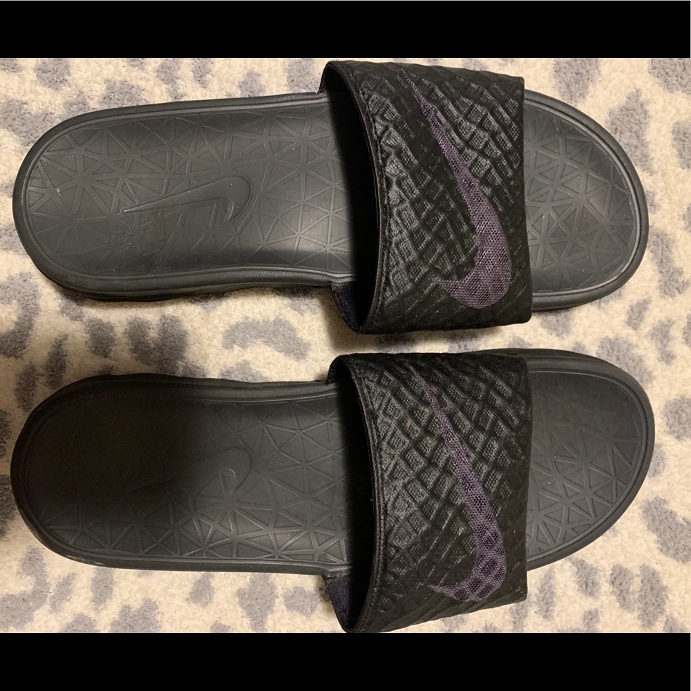Nike slides